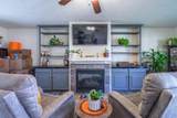695 Daybreak Dr - Photo 18