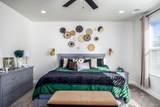 1863 Heritage Fields Dr - Photo 10