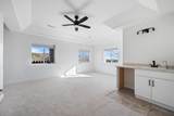 865 Redwood St - Photo 24