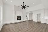 1928 Chapman Dr - Photo 10