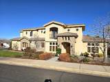823 Majestic Dr - Photo 4