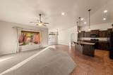 312 Desert Rose Way - Photo 19