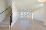 2914 Chapman Cir - Photo 8