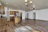 2050 Canyon View Dr - Photo 5