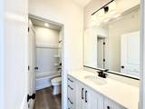 6318 Malachite Cove - Photo 19