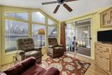 2990 Riverside Dr - Photo 5