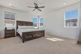 663 Green Mountain Dr - Photo 21