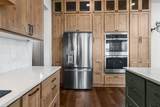 2727 110 - Photo 12