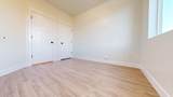 2774 Clark Parkway - Photo 12