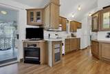 2990 Riverside Dr - Photo 6