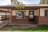 583 Center St - Photo 4