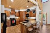 242 Blue Jay Way - Photo 18