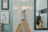 230 300 - Photo 17