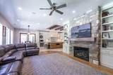 683 990 - Photo 12