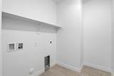 652 230 - Photo 18