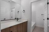 311 1930 - Photo 14