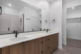 311 1930 - Photo 19