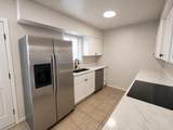 611 Diagonal St - Photo 5
