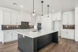1607 Daylight St - Photo 3