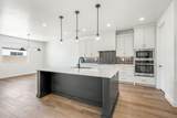 1607 Daylight St - Photo 4