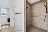 612 Renze Adams St - Photo 16