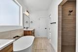 612 Renze Adams St - Photo 22