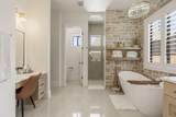 4961 Homestead Way - Photo 32