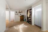 318 Center St - Photo 3