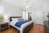 1804 Red River Dr - Photo 22
