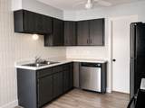 781 Valley View Dr - Photo 2