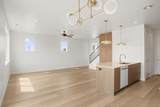 967 Manen St - Photo 32