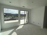 2072 320 - Photo 12