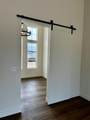 319 200 - Photo 16