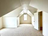 319 200 - Photo 22