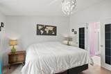 76 300 East - Photo 33