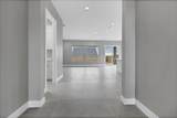 963 Davis Ave - Photo 2