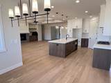 4888 Homestead Way - Photo 11