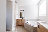 2998 3430 - Photo 24