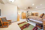 1112 Sapphire Dr - Photo 26