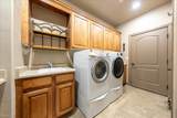 1112 Sapphire Dr - Photo 47