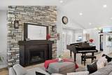 1268 Knoll St - Photo 16