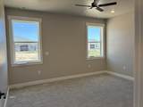 946 Remington Rd - Photo 14