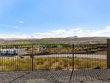 2046 320 - Photo 3