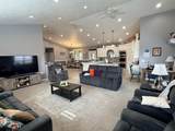995 230 - Photo 33