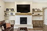 1918 Oak Springs Cir - Photo 9