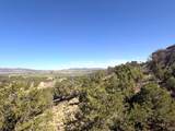 1037 Canyon Dr - Photo 2