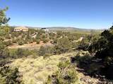 1037 Canyon Dr - Photo 3