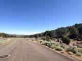 1037 Canyon Dr - Photo 8