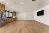 1168 2440 S - Photo 37