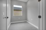 963 Davis Ave - Photo 5